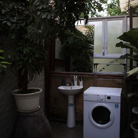 The First Ba Trieu Ha Noi Bed & Breakfast Hanoi Dış mekan fotoğraf