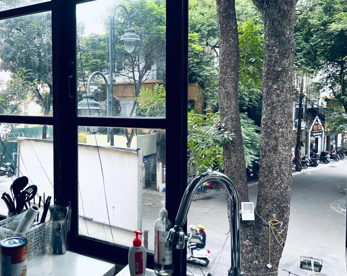 The First Ba Trieu Ha Noi Bed & Breakfast Hanoi Dış mekan fotoğraf