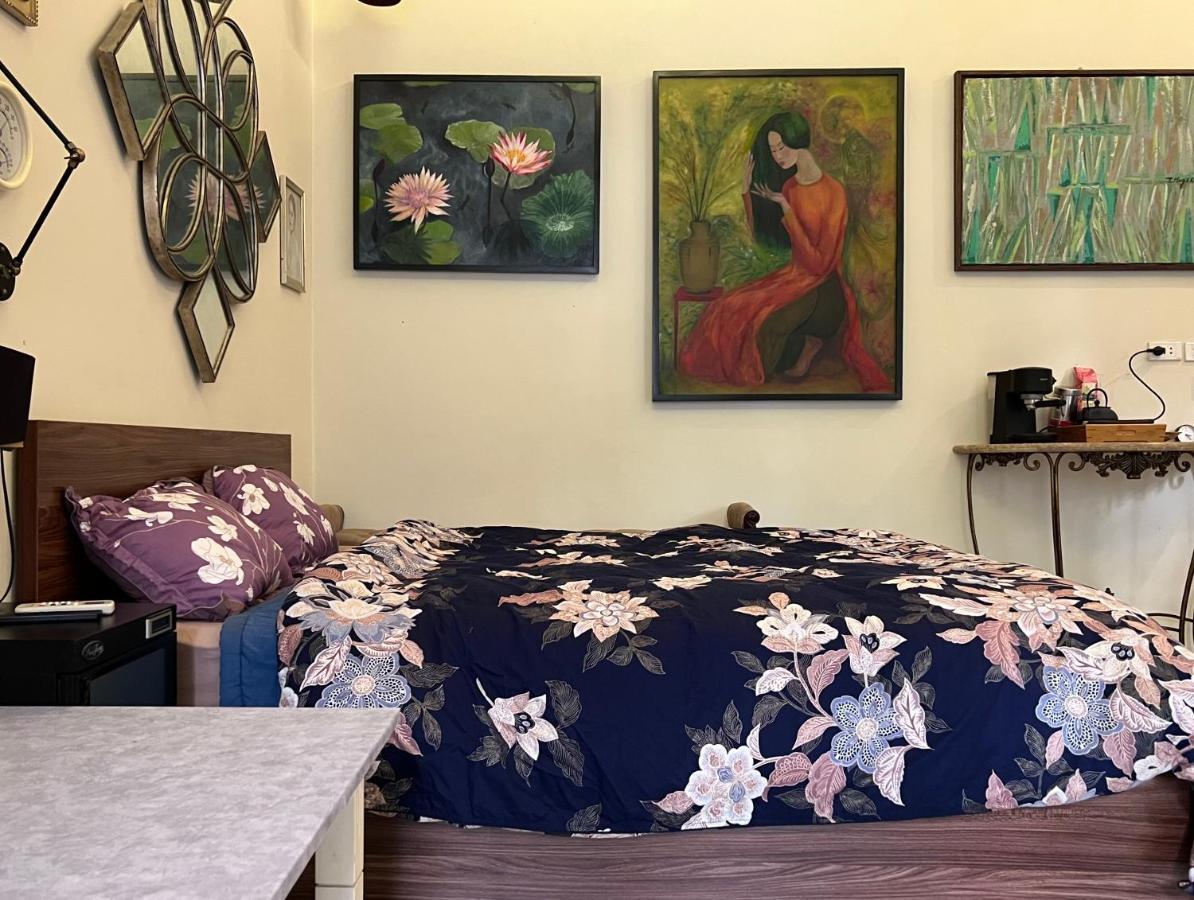 The First Ba Trieu Ha Noi Bed & Breakfast Hanoi Dış mekan fotoğraf