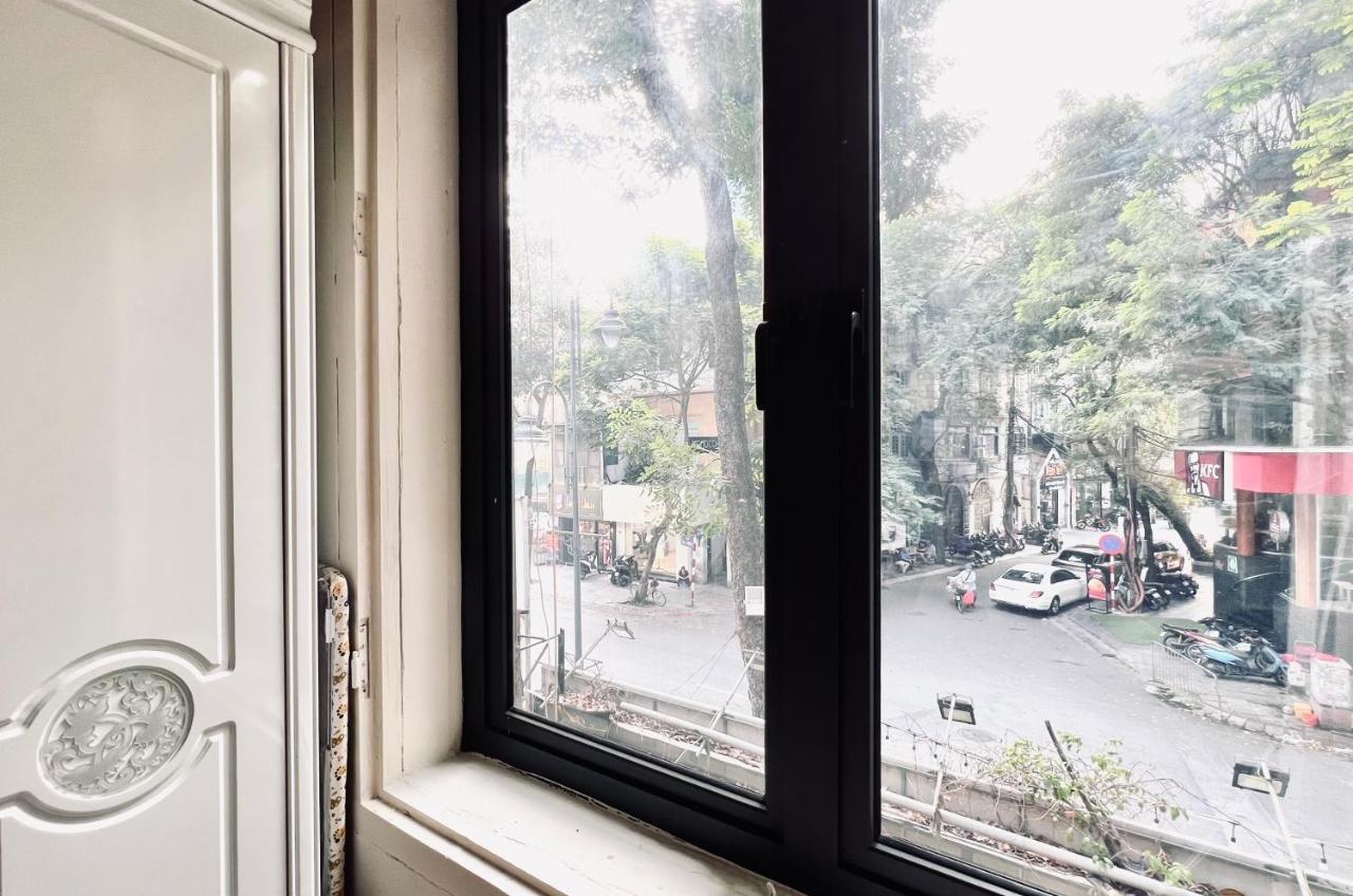 The First Ba Trieu Ha Noi Bed & Breakfast Hanoi Dış mekan fotoğraf