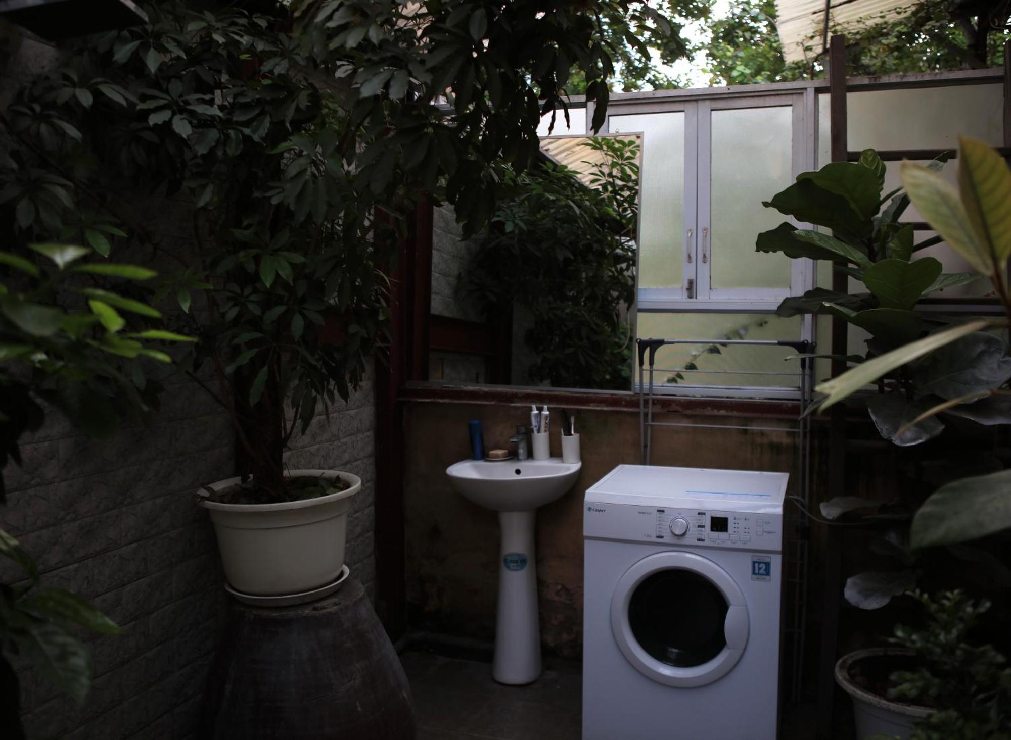 The First Ba Trieu Ha Noi Bed & Breakfast Hanoi Dış mekan fotoğraf